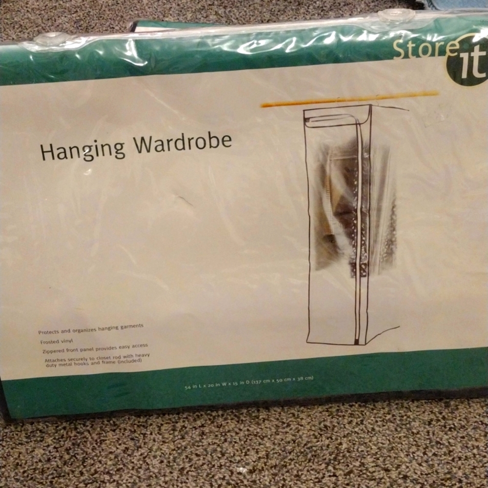 Store It Hanging Wardrobe Frosted Vinyl Zip Garment Bag  54" L x 20" W x 15" D